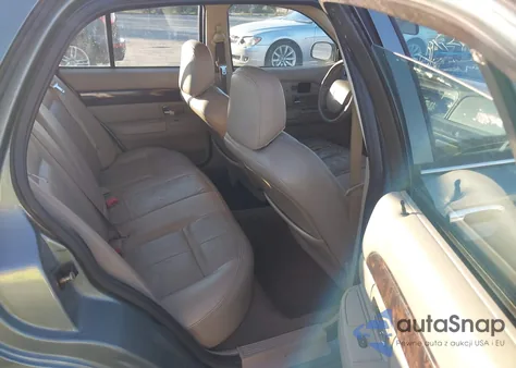 2005 Mercury Grand Marquis Gs из США, поврежденный, VIN 2MEFM74W75X641482